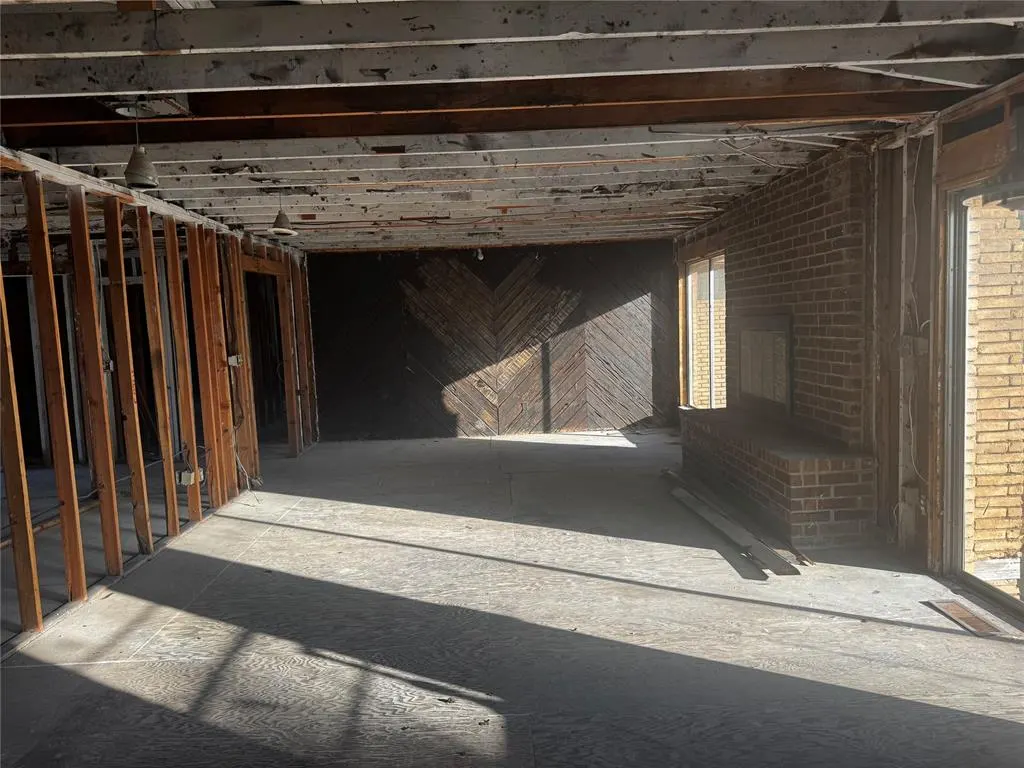 Photo 9 — 3430 E Maxwell Drive, Oklahoma City, OK 73121