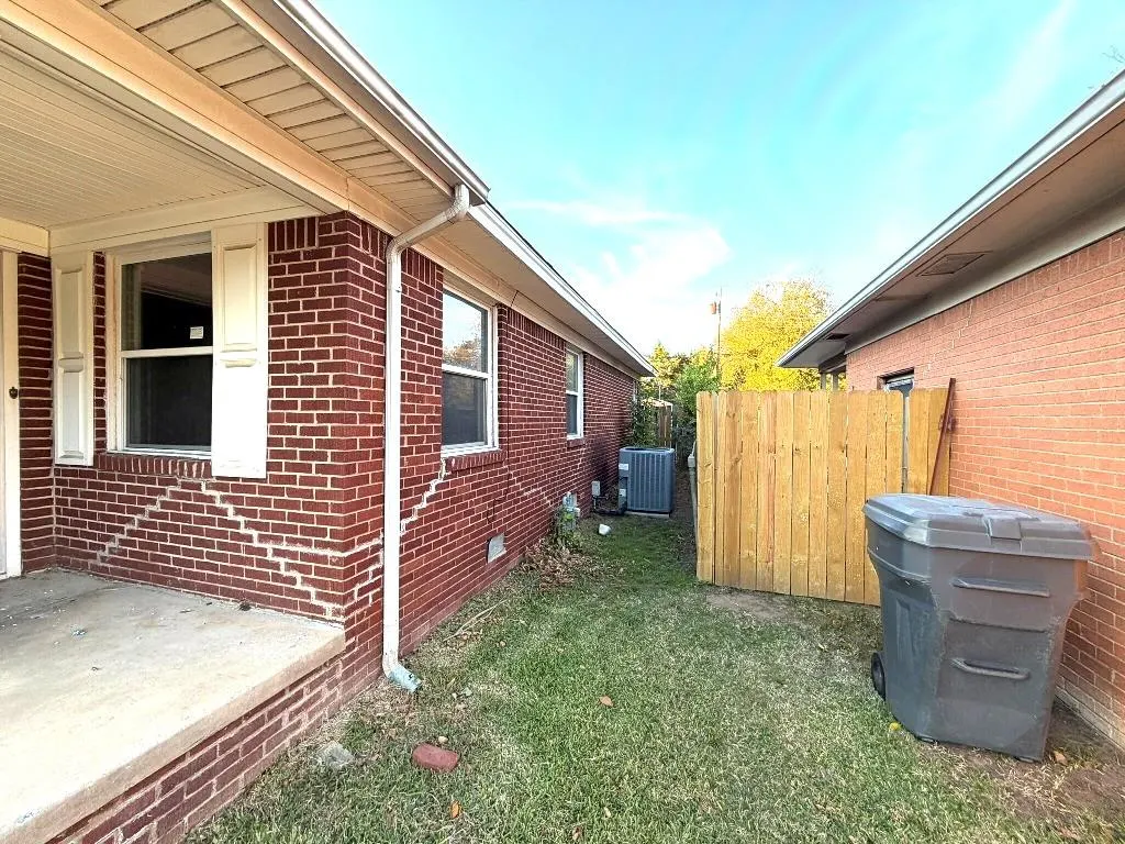 Photo 16 — 625 Northwest Avenue, Ardmore, OK 73401
