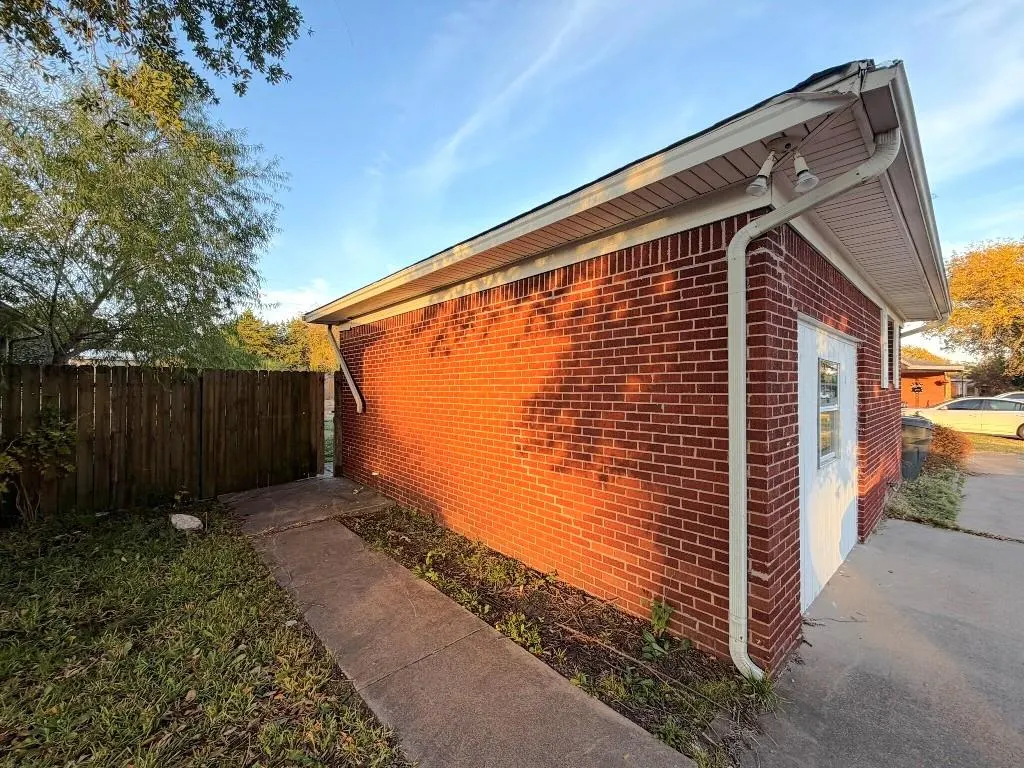 Photo 18 — 625 Northwest Avenue, Ardmore, OK 73401