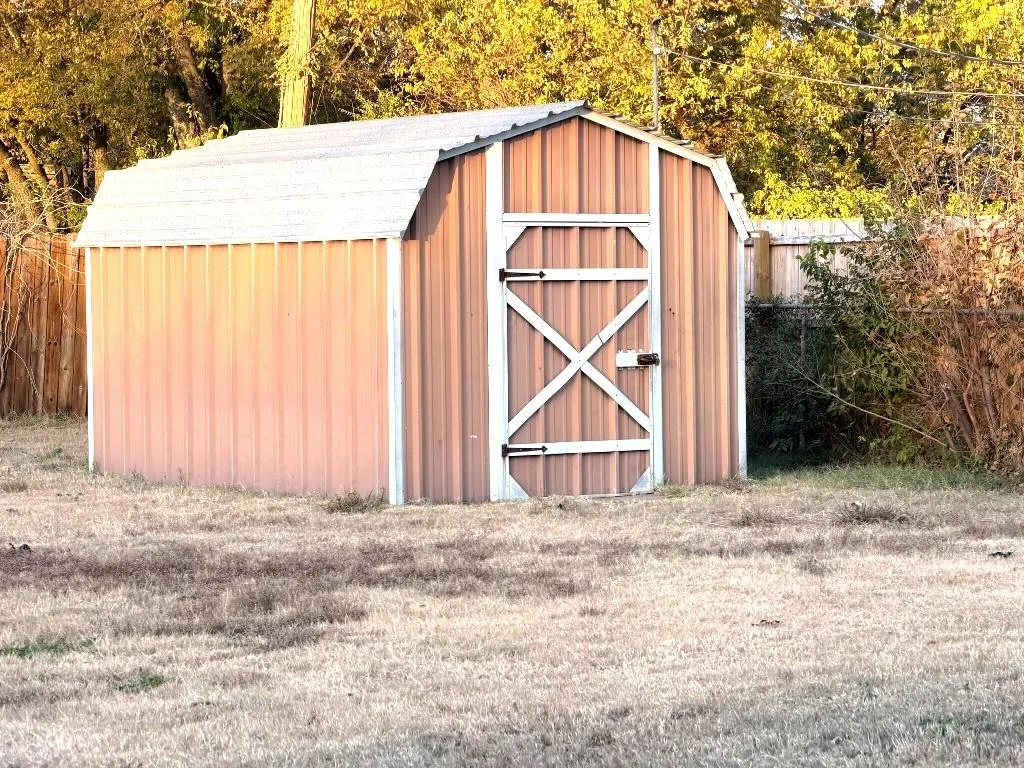 Photo 19 — 625 Northwest Avenue, Ardmore, OK 73401