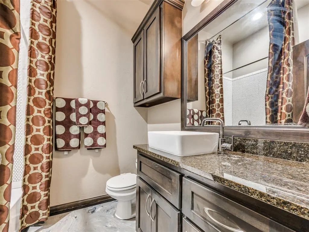 Photo 16 — 19705 Stratmore Way, Edmond, OK 73012