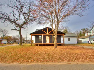 Sold home at 302 N Kimberly Avenue