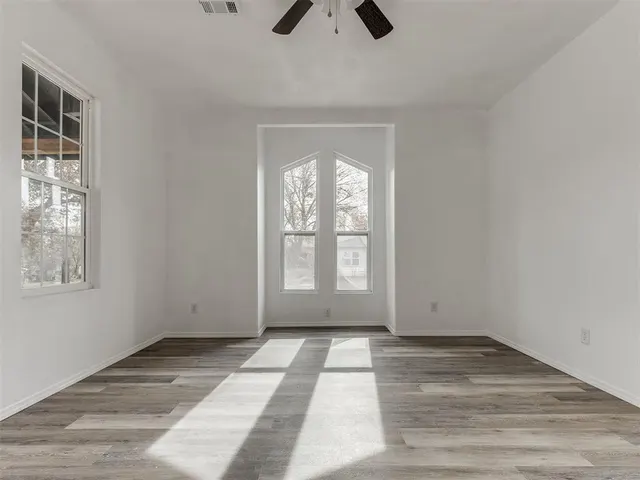 Photo 6 — 302 N Kimberly Avenue, Shawnee, OK 74801