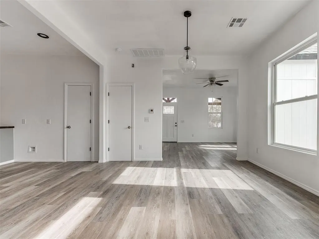 Photo 8 — 302 N Kimberly Avenue, Shawnee, OK 74801