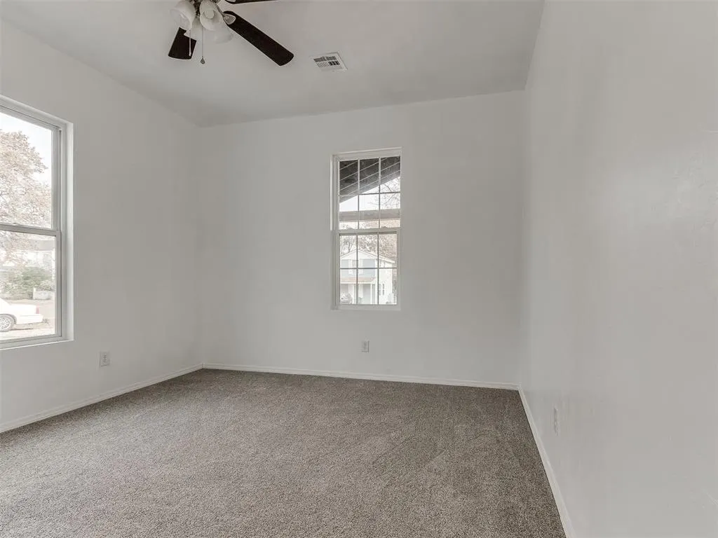 Photo 16 — 302 N Kimberly Avenue, Shawnee, OK 74801