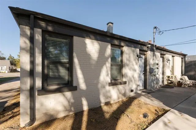 Photo 6 — 1112 NE 16th Street, Oklahoma City, OK 73117