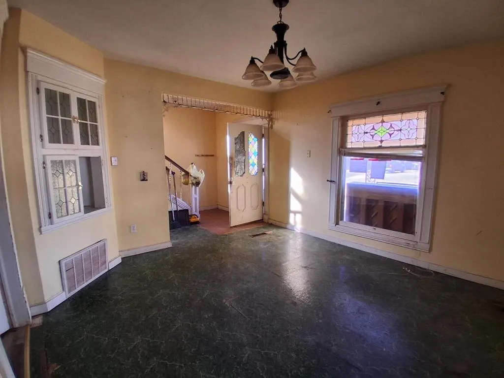 Photo 15 — 315 W 8th Street, Chandler, OK 74834