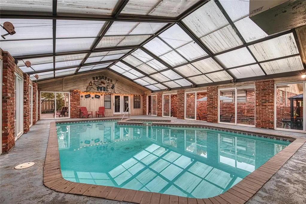 Photo 6 — 716 Phillips Lane, Clinton, OK 73601