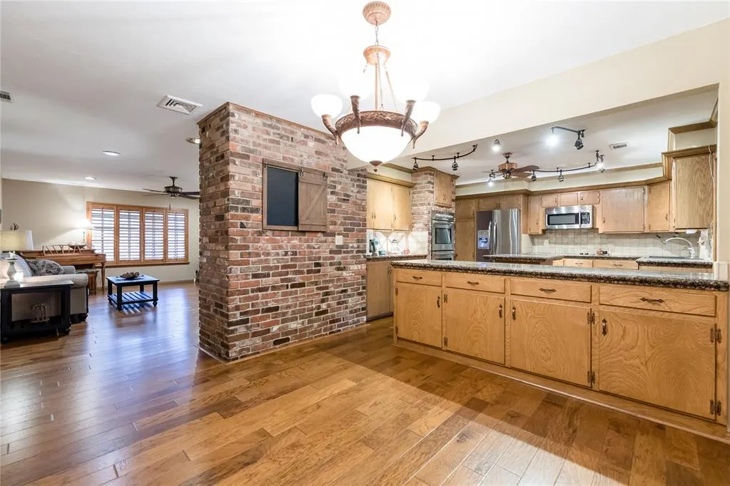 Photo 22 — 716 Phillips Lane, Clinton, OK 73601
