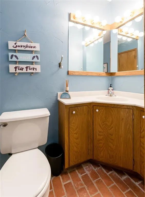 Photo 29 — 716 Phillips Lane, Clinton, OK 73601