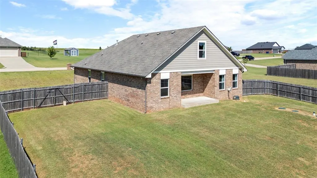 Photo 44 — 14500 Meadow Ridge Lane, Edmond, OK 73025