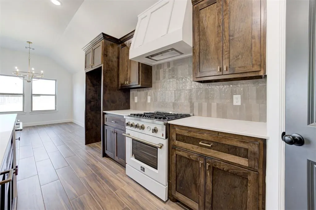 Photo 13 — 208 Camellia Circle, Noble, OK 73068