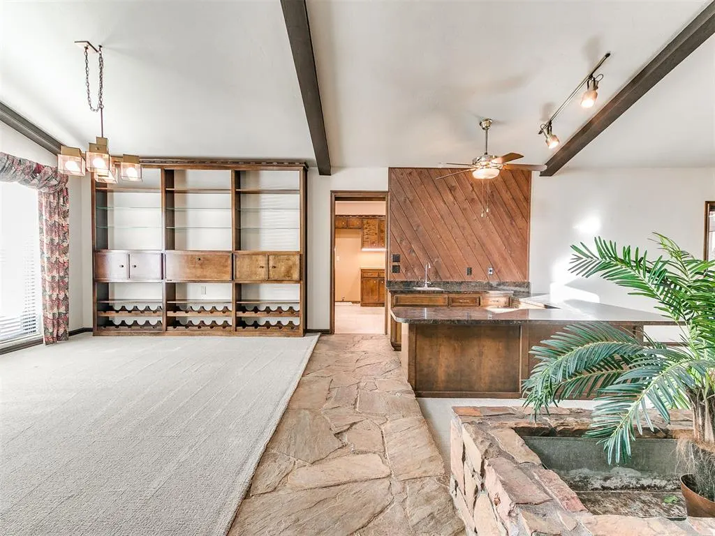 Photo 8 — 12316 Deerwood Circle, Oklahoma City, OK 73142