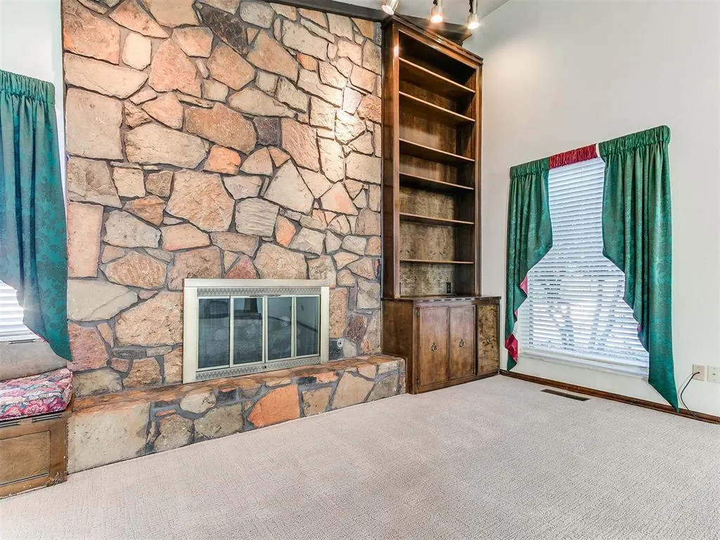 Photo 15 — 12316 Deerwood Circle, Oklahoma City, OK 73142