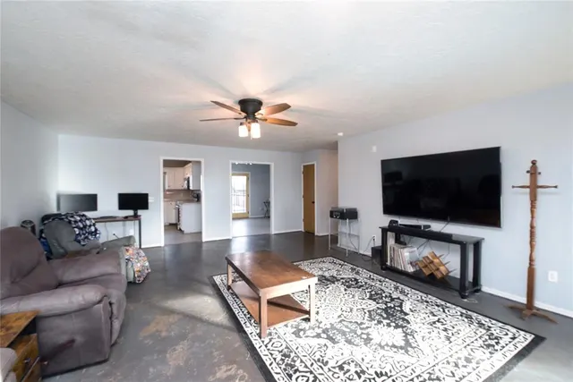 Photo 5 — 202 N Otis Avenue, Elk City, OK 73644