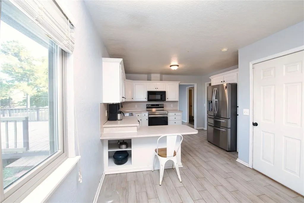 Photo 12 — 202 N Otis Avenue, Elk City, OK 73644
