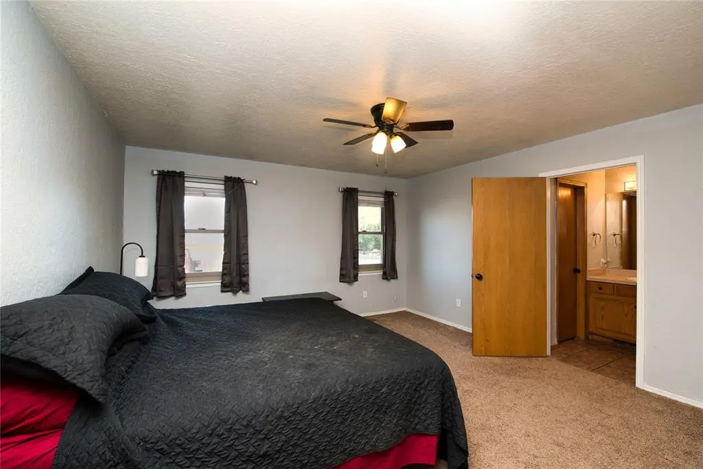 Photo 16 — 202 N Otis Avenue, Elk City, OK 73644