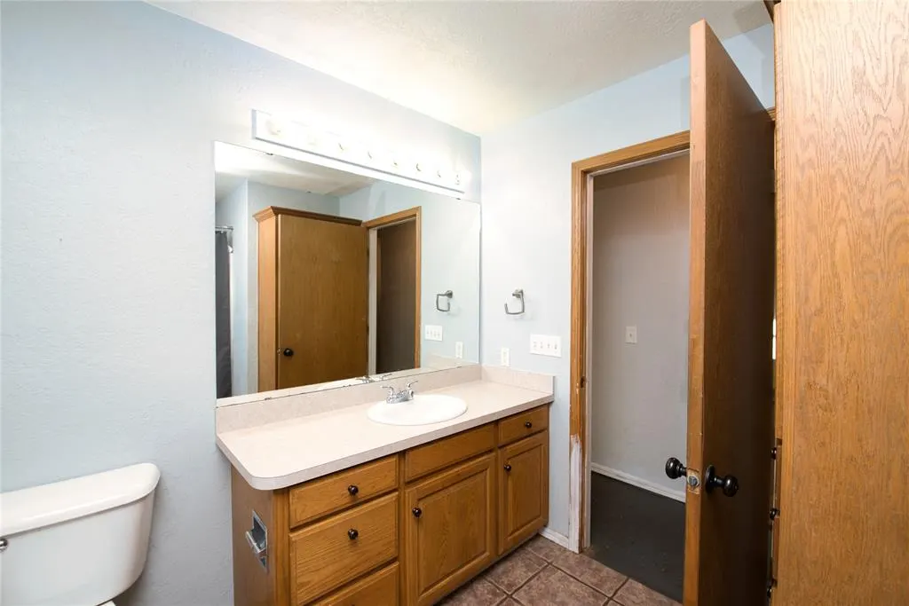 Photo 19 — 202 N Otis Avenue, Elk City, OK 73644