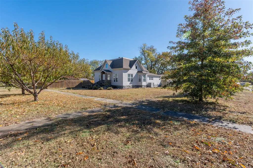 Photo 40 — 202 S 7th Street, Okemah, OK 74859