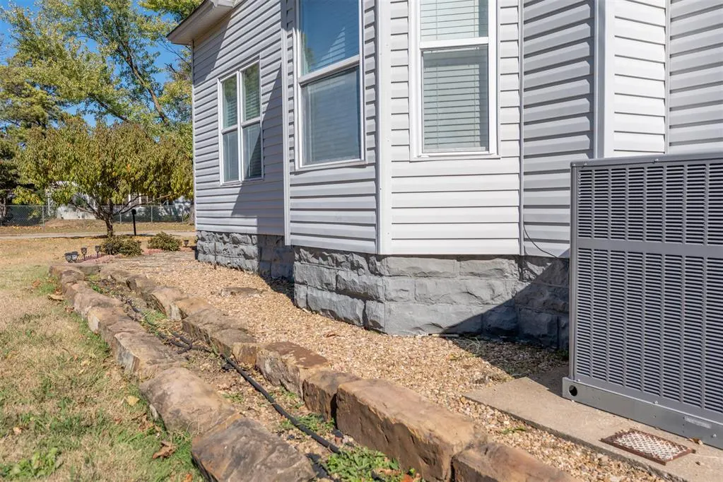 Photo 42 — 202 S 7th Street, Okemah, OK 74859