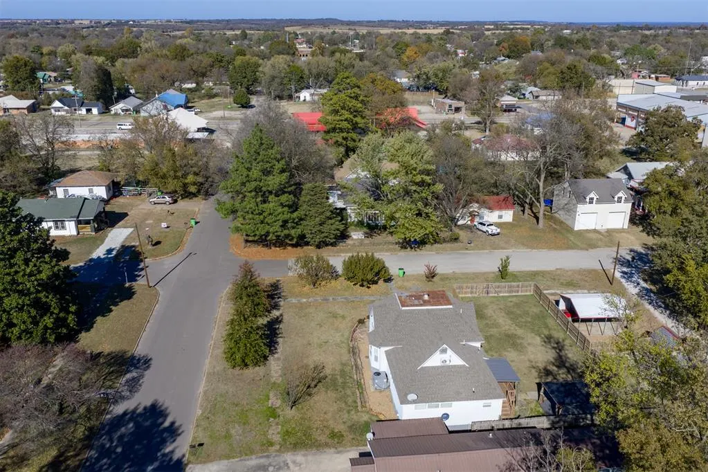 Photo 49 — 202 S 7th Street, Okemah, OK 74859