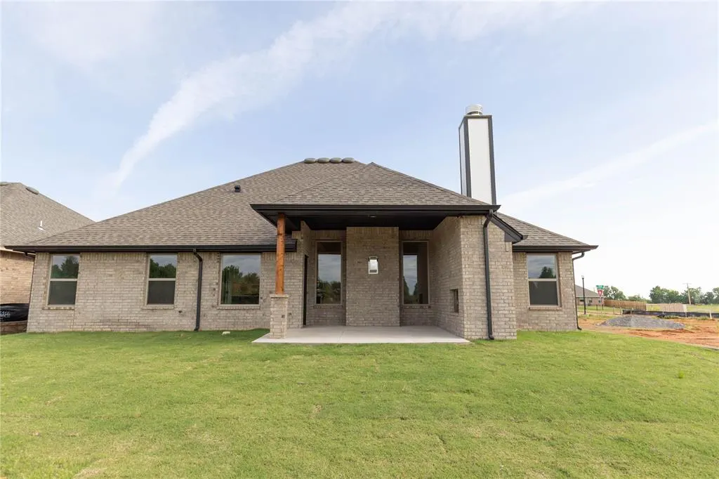 Photo 33 — 10304 SW 56th Street, Mustang, OK 73064