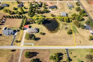 Sold home at 813 S Spring Lane