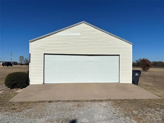 Photo 3 — 17801 Lexie Lane, Lexington, OK 73051