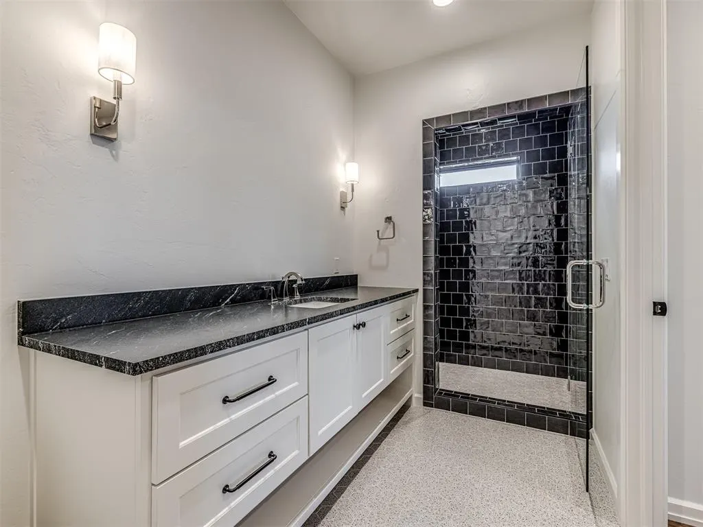 Photo 37 — 6001 Rare Eagle Court, Kingston, OK 73439
