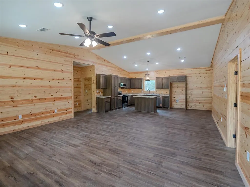 Photo 6 — 916 E Copperhead Road, Sawyer, OK 74756