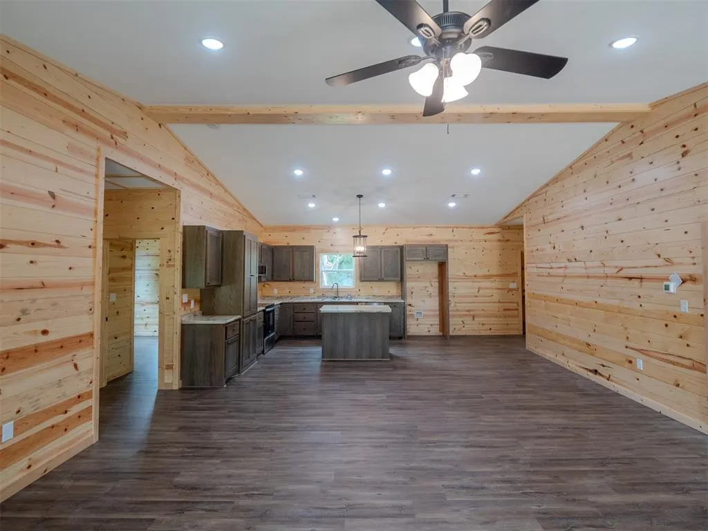 Photo 7 — 916 E Copperhead Road, Sawyer, OK 74756