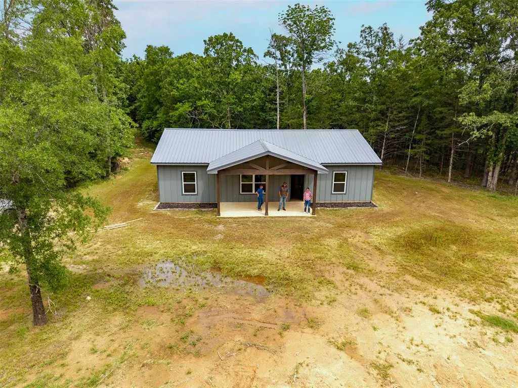 Photo 38 — 916 E Copperhead Road, Sawyer, OK 74756