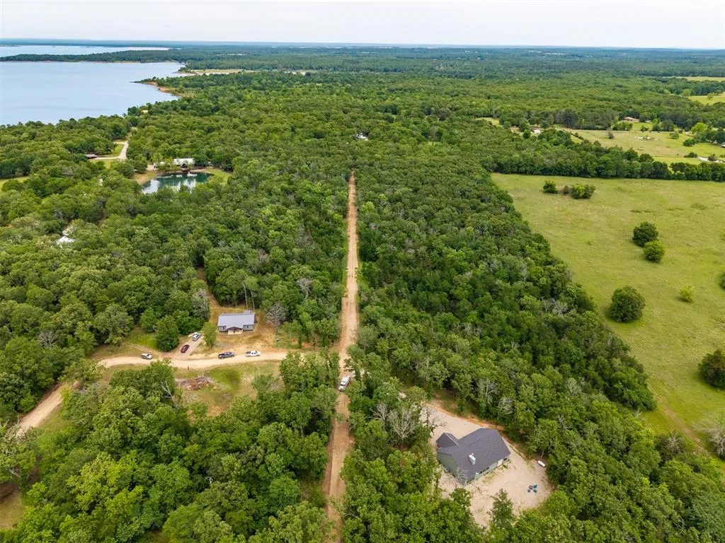 Photo 40 — 916 E Copperhead Road, Sawyer, OK 74756
