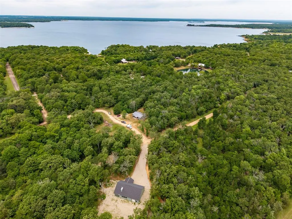 Front exterior — 916 E Copperhead Road, Sawyer, OK 74756