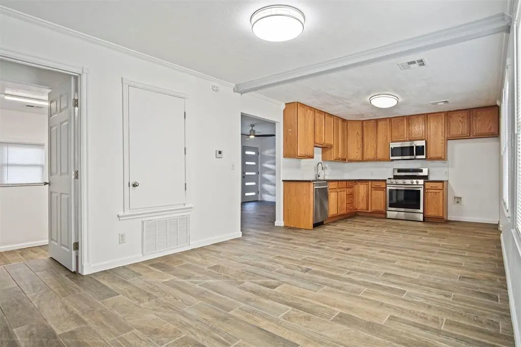 Photo 15 — 1715 N Midwest Boulevard, Oklahoma City, OK 73141