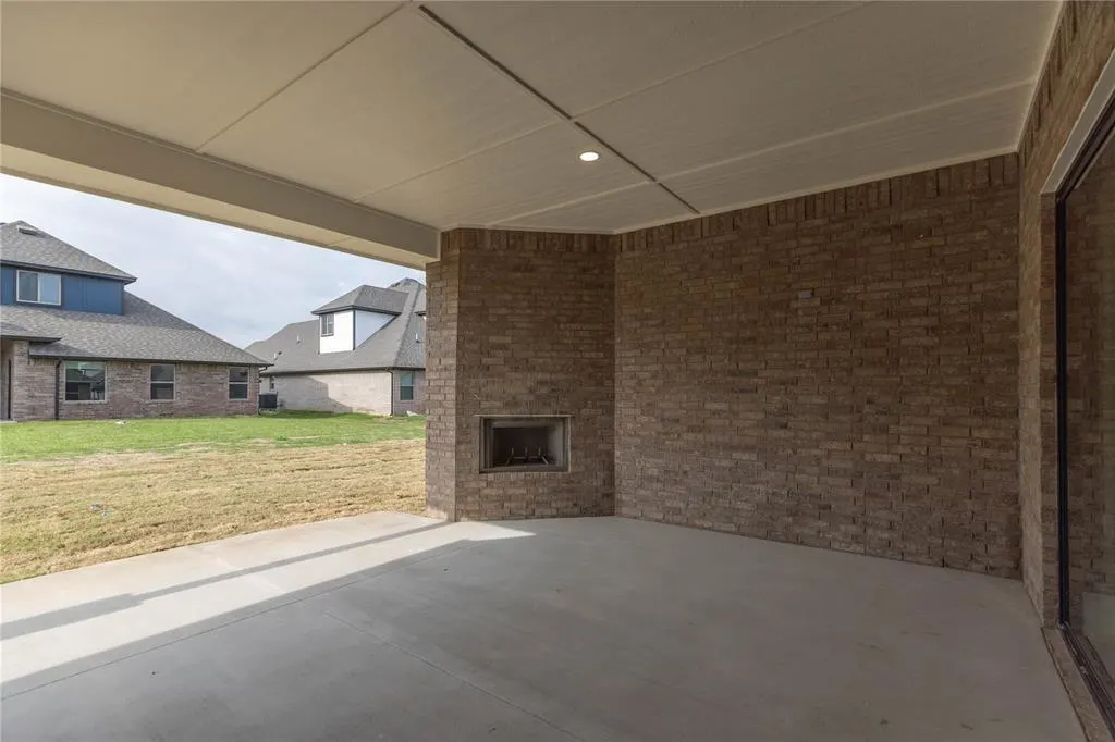 Photo 39 — 9308 NW 116th Street, Yukon, OK 73099