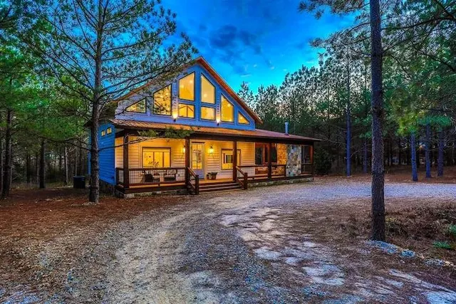 Front exterior — 68 White Oak Acorn Lane, Broken Bow, OK 74728