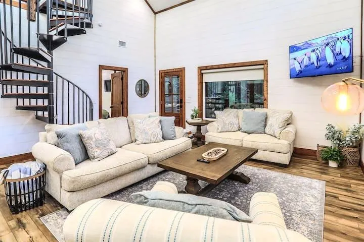 Photo 4 — 68 White Oak Acorn Lane, Broken Bow, OK 74728