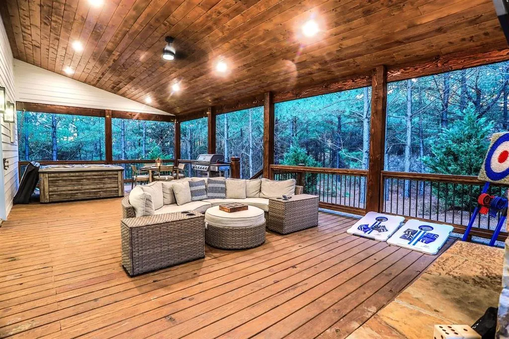 Photo 21 — 68 White Oak Acorn Lane, Broken Bow, OK 74728