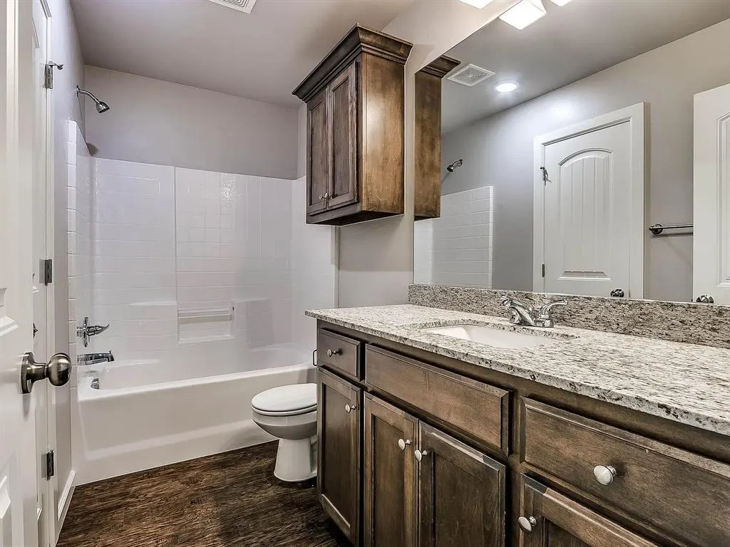 Photo 16 — 4613 Castle Bay Cove, Del City, OK 73115