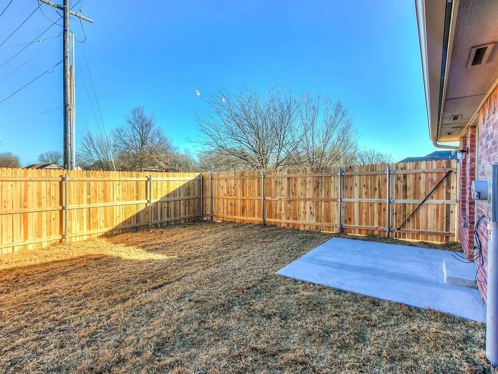 Photo 20 — 4613 Castle Bay Cove, Del City, OK 73115