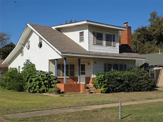 Sold home at 400 E Wagner Street