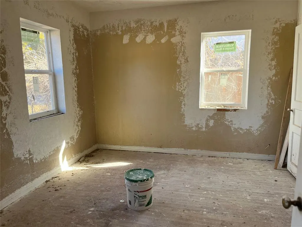 Photo 4 — 406 E Poplar Avenue, Sayre, OK 73662