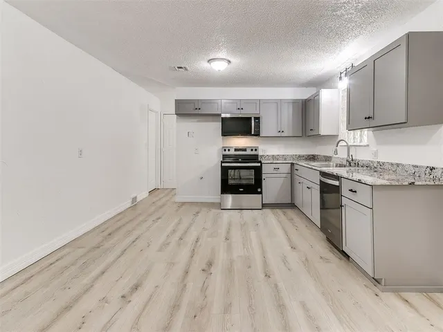 Photo 6 — 3009 SW 55th Street, Oklahoma City, OK 73119