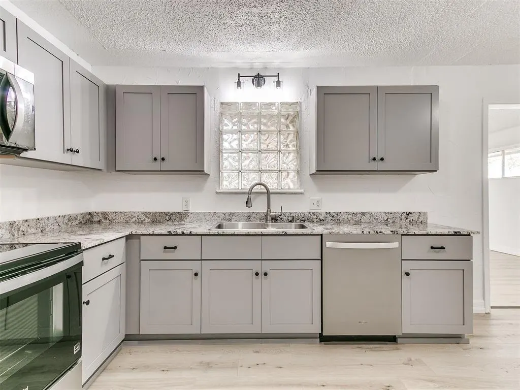 Photo 7 — 3009 SW 55th Street, Oklahoma City, OK 73119