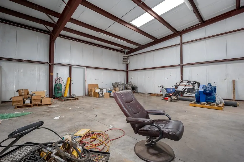 Photo 17 — 319 NW 59th Street, Oklahoma City, OK 73118