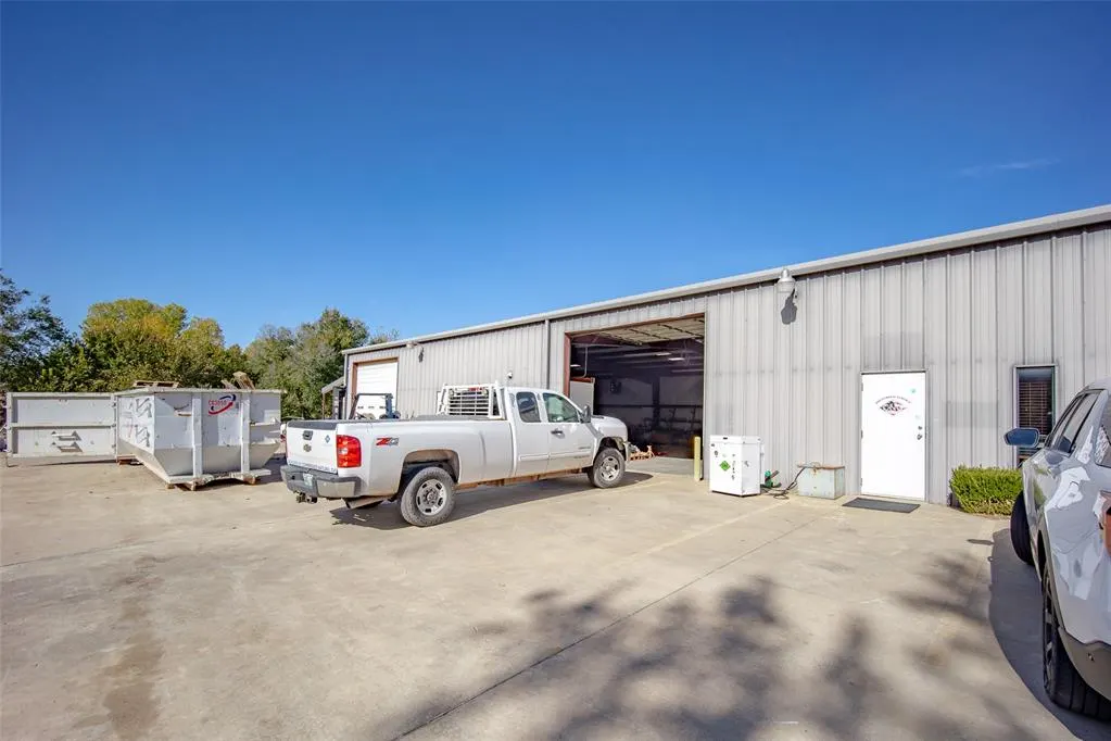 Photo 28 — 319 NW 59th Street, Oklahoma City, OK 73118