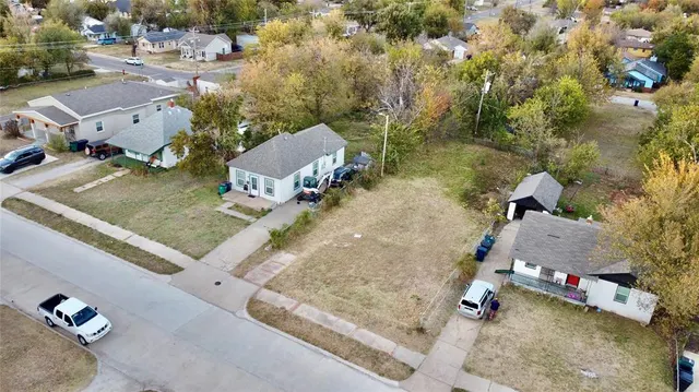 Photo 7 — 1513 NE 24th Street, Oklahoma City, OK 73111