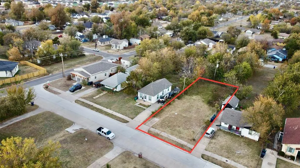 Photo 12 — 1513 NE 24th Street, Oklahoma City, OK 73111
