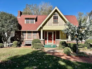 Sold home at 1905 NW 20th Street